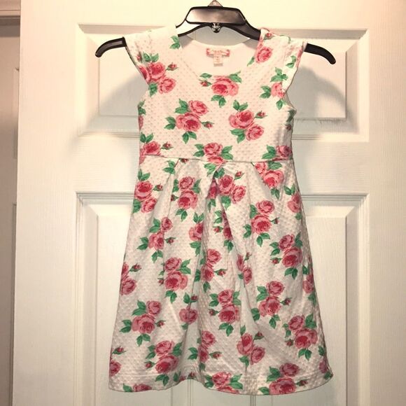 ✨Ruby & Bloom rose 🌹 Print Dress - Picture 1 of 4
